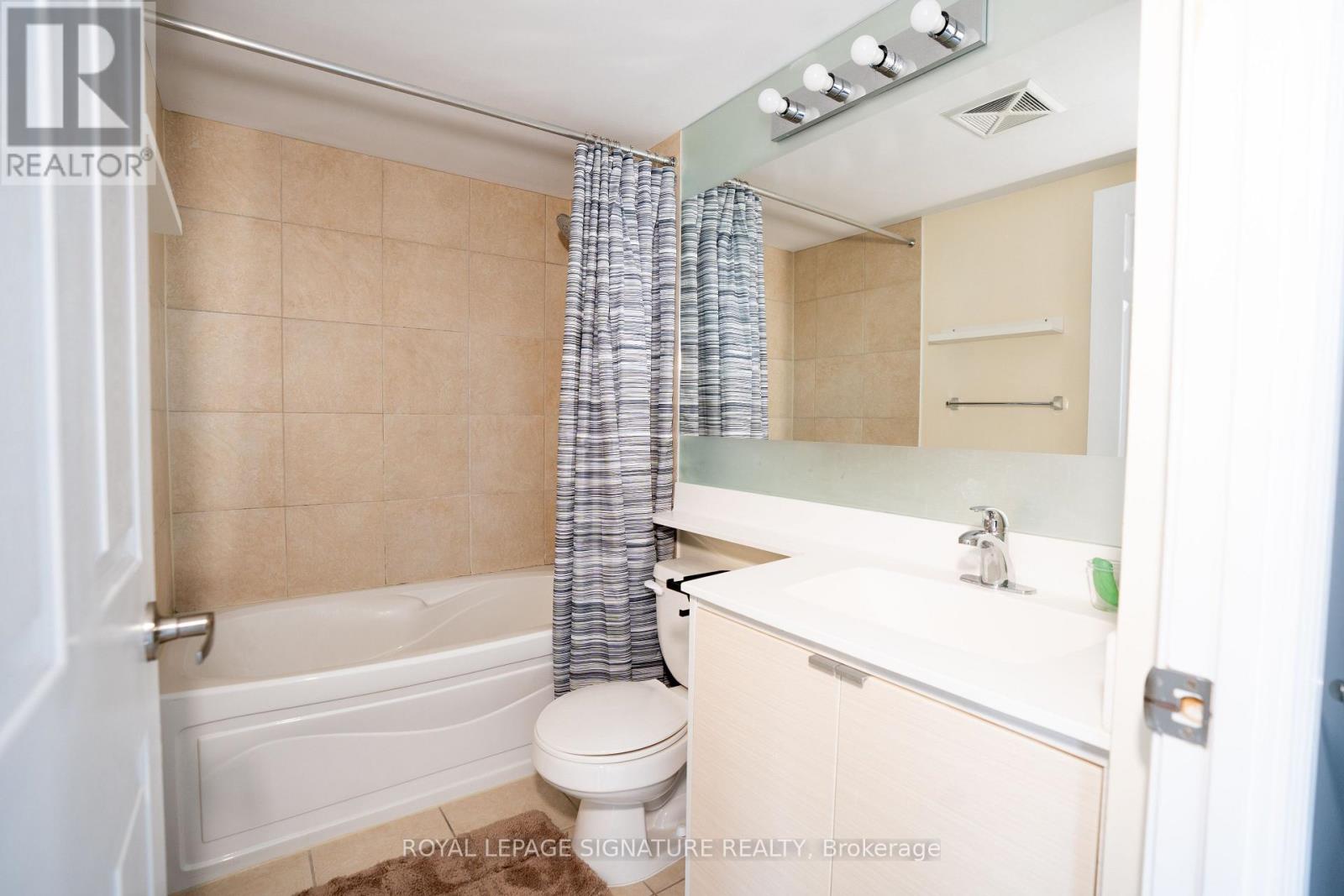 3306 - 310 Burnhamthorpe Road W, Mississauga (City Centre), Ontario  L5B 4P9 - Photo 11 - W12935004