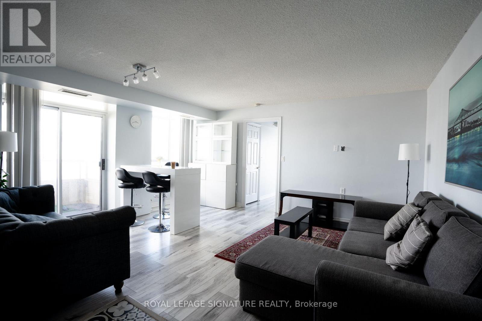 3306 - 310 Burnhamthorpe Road W, Mississauga (City Centre), Ontario  L5B 4P9 - Photo 3 - W12935004
