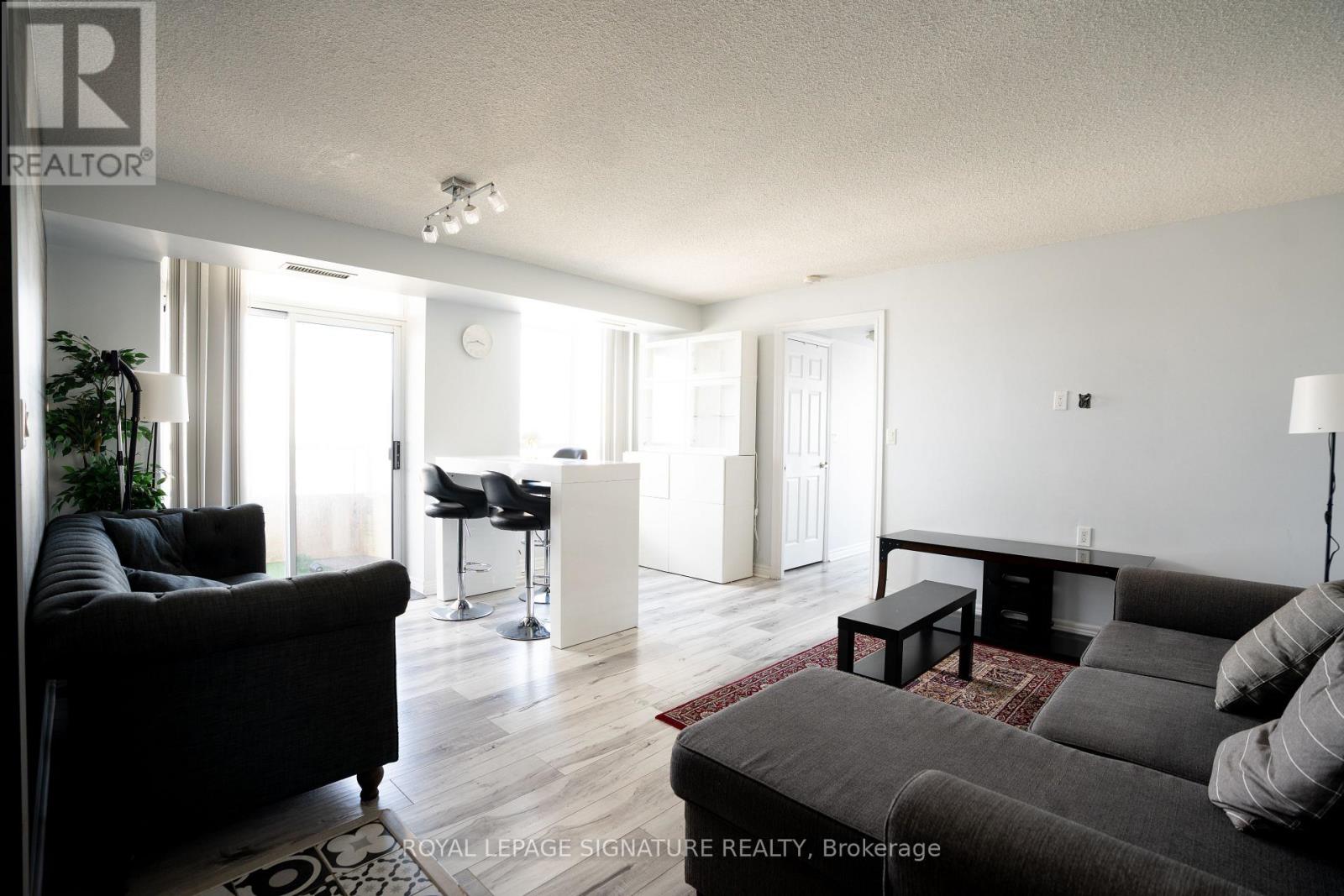 3306 - 310 Burnhamthorpe Road W, Mississauga (City Centre), Ontario  L5B 4P9 - Photo 4 - W12935004