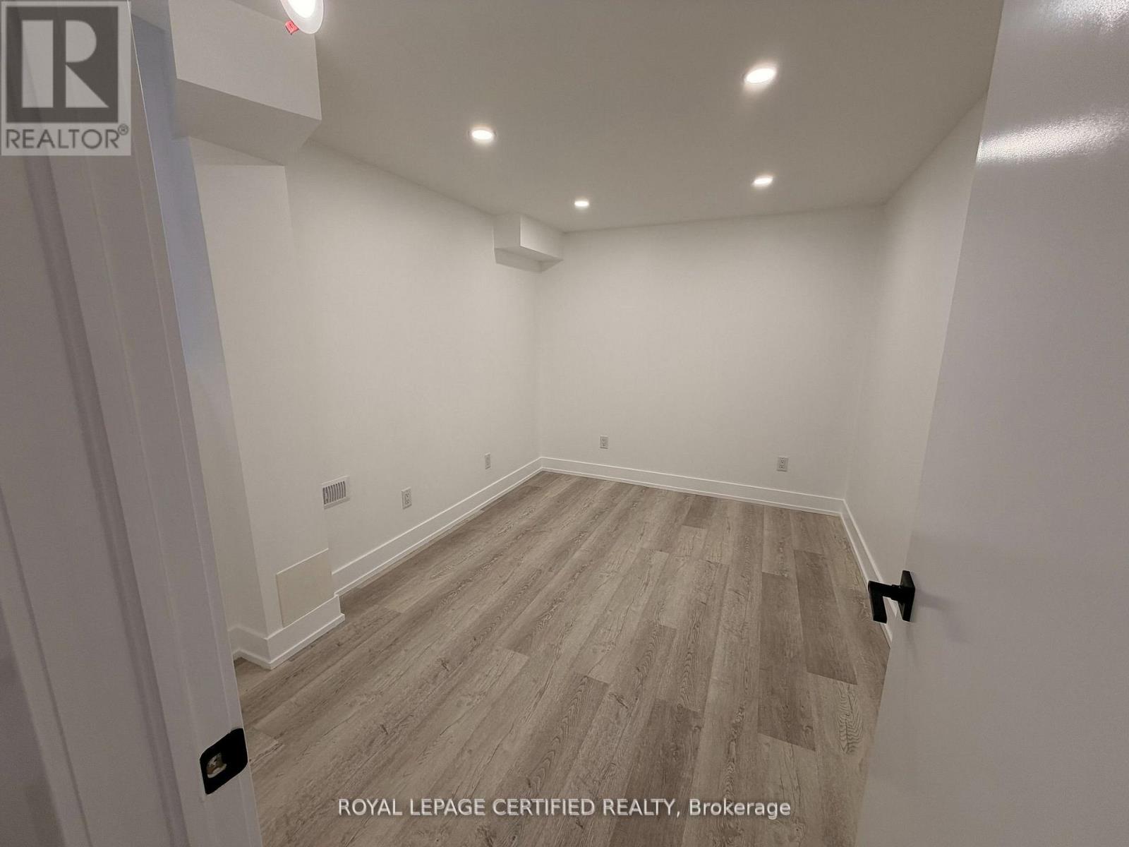 Bsmt - 2129 Glenfield Road, Oakville (Wt West Oak Trails), Ontario  L6M 3S4 - Photo 10 - W12935026