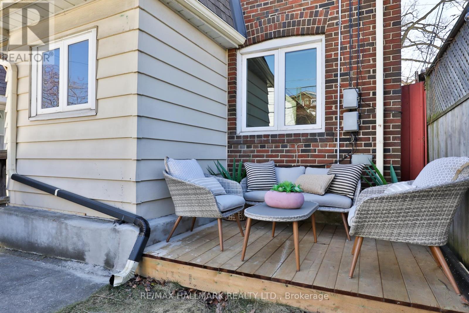 190 Pendrith Street, Toronto, Ontario  M6G 1S2 - Photo 28 - W12935042