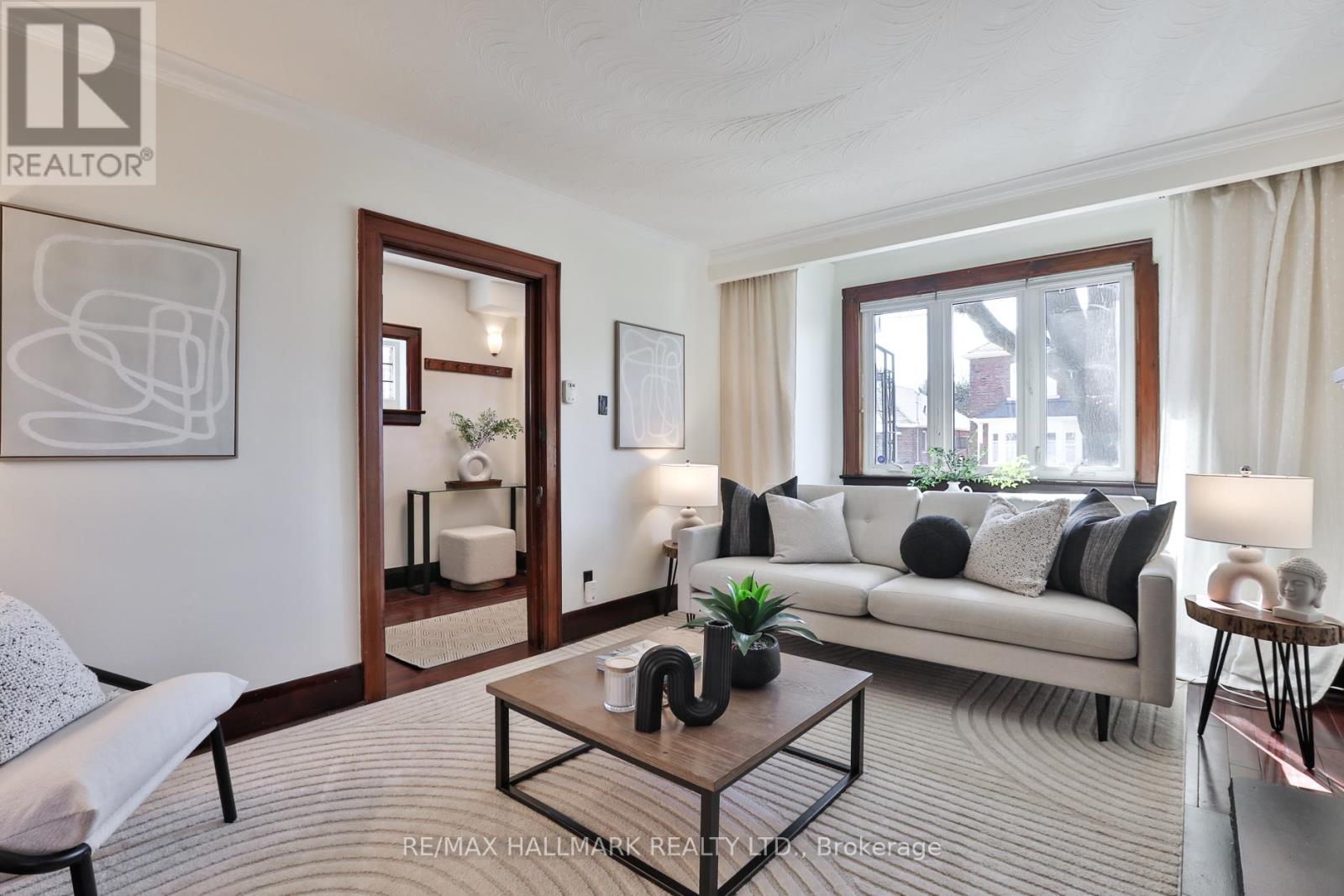 190 Pendrith Street, Toronto, Ontario  M6G 1S2 - Photo 7 - W12935042