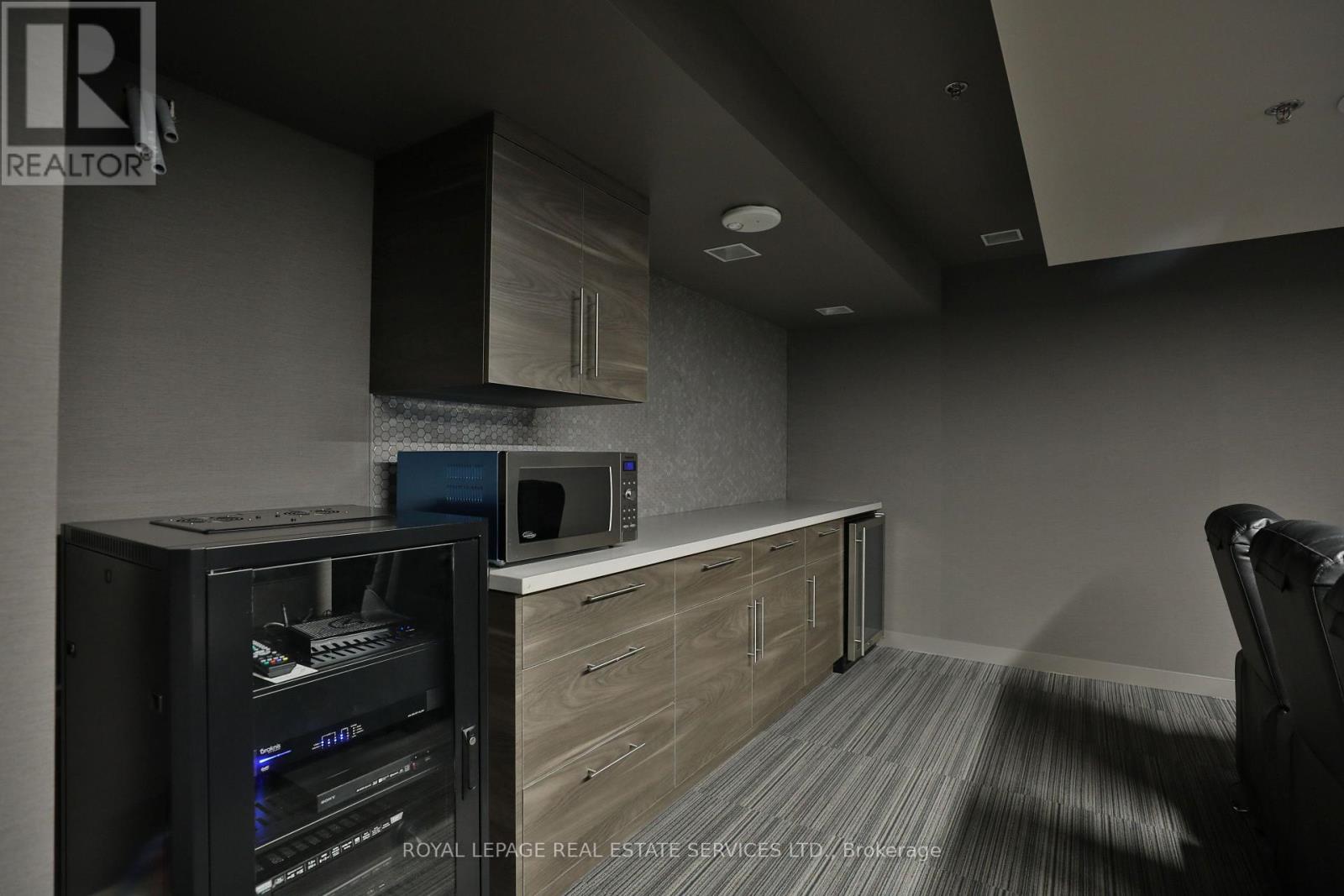 1209 - 2087 Fairview Street, Burlington (Freeman), Ontario  L7R 0E5 - Photo 28 - W12935046