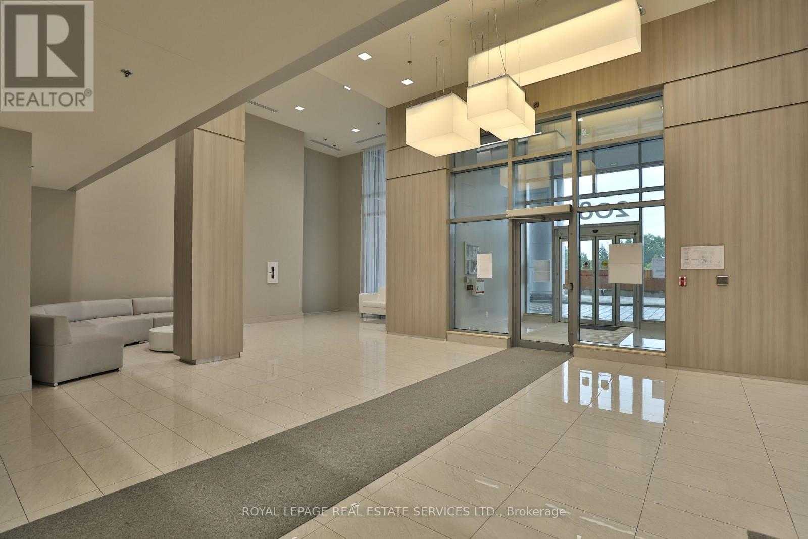 1209 - 2087 Fairview Street, Burlington (Freeman), Ontario  L7R 0E5 - Photo 3 - W12935046