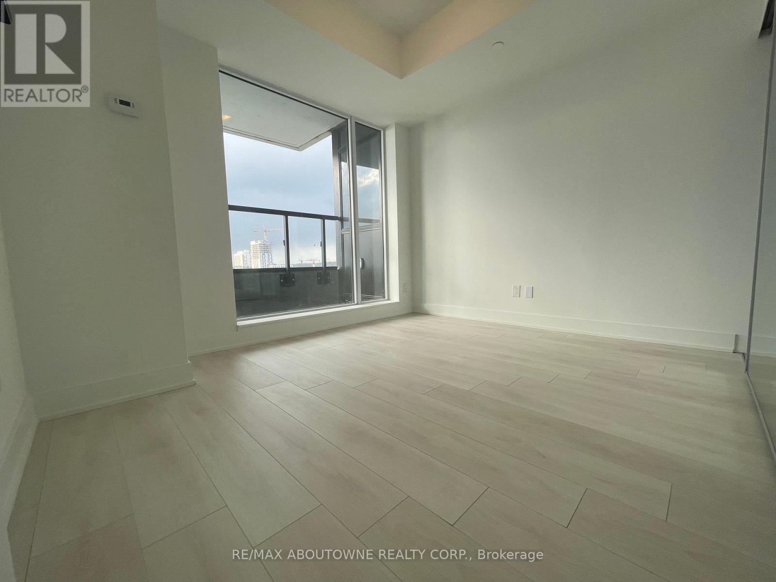 814 - 2489 Taunton Road, Oakville (Ro River Oaks), Ontario  L6H 3R9 - Photo 13 - W12935054