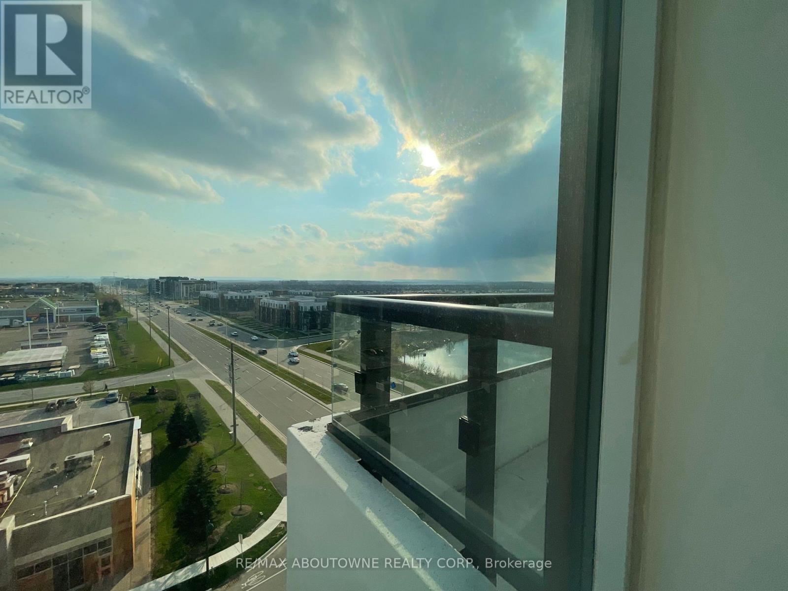 814 - 2489 Taunton Road, Oakville (Ro River Oaks), Ontario  L6H 3R9 - Photo 24 - W12935054