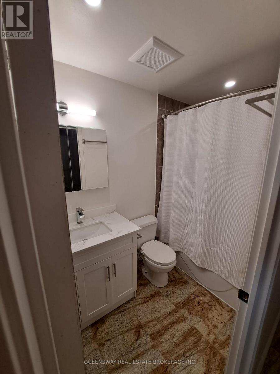 915 - 2464 Weston Road, Toronto (Weston), Ontario  M9N 0A2 - Photo 13 - W12935064