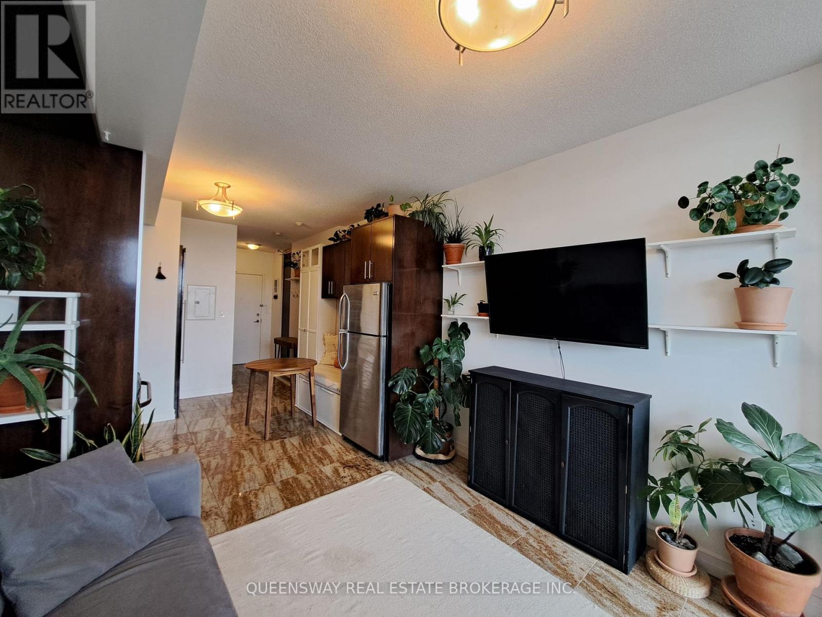 915 - 2464 Weston Road, Toronto (Weston), Ontario  M9N 0A2 - Photo 8 - W12935064