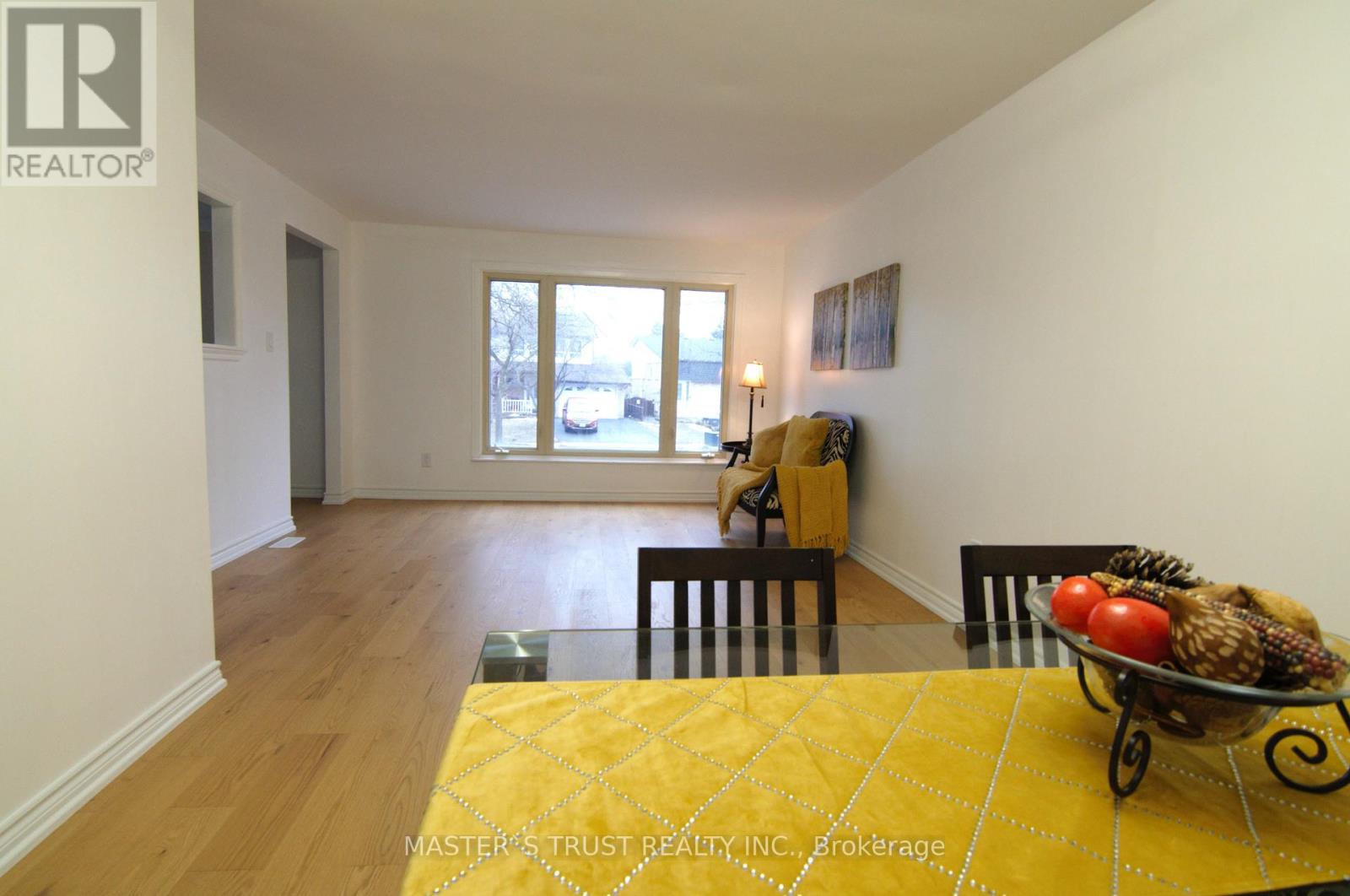 6411 Chaumont Crescent, Mississauga (Meadowvale), Ontario  L5N 2M7 - Photo 8 - W12935130