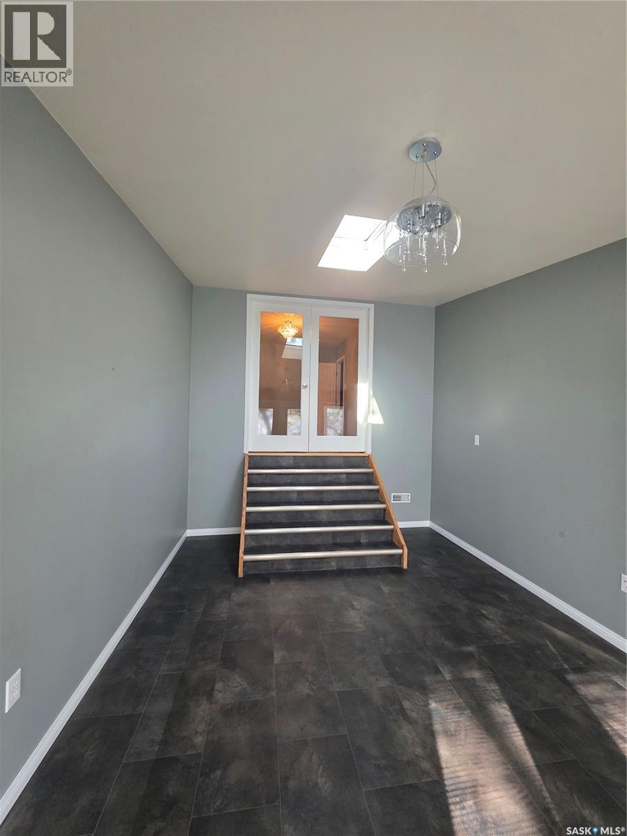 1902 1st Street, Estevan, Saskatchewan  S4A 0J1 - Photo 29 - SK031558