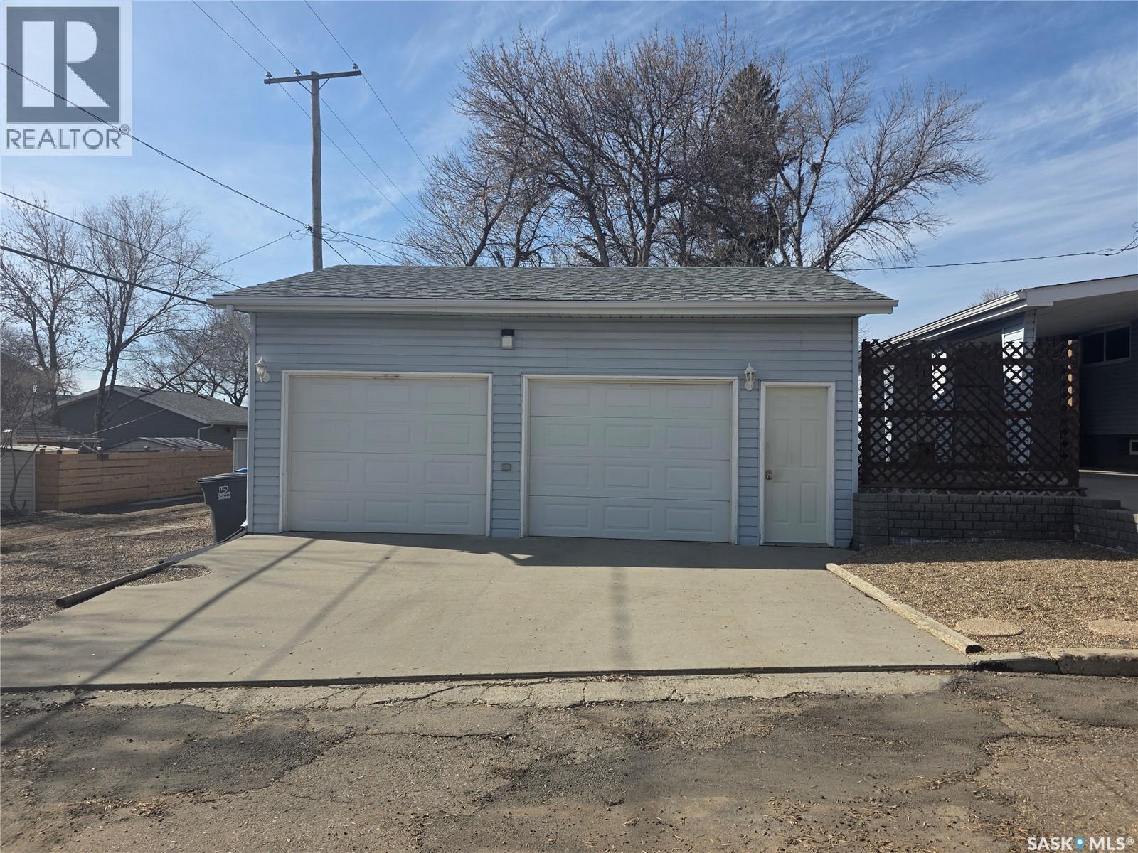 1902 1st Street, Estevan, Saskatchewan  S4A 0J1 - Photo 6 - SK031558