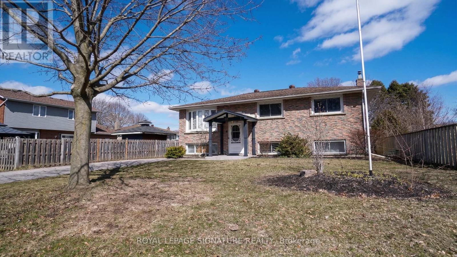 15 Douglas Avenue, Norfolk, Ontario  N3Y 4Z1 - Photo 3 - X12935024