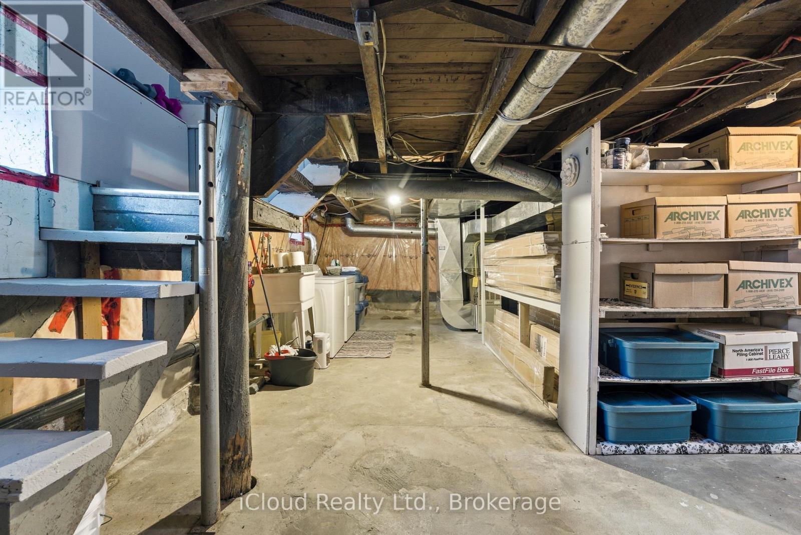 302 Bridge Street E, Belleville (Belleville Ward), Ontario  K8N 1P6 - Photo 36 - X12935146