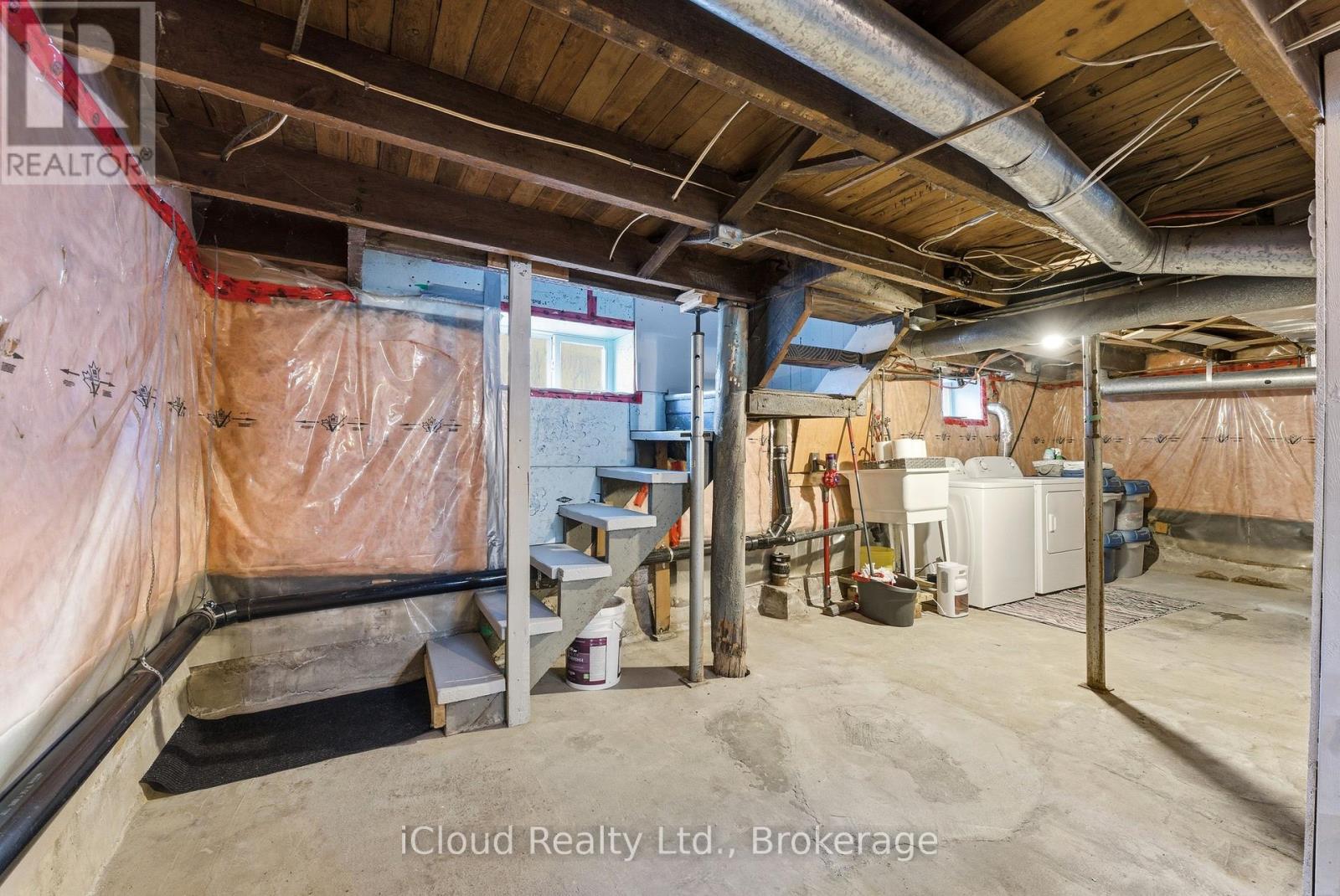 302 Bridge Street E, Belleville (Belleville Ward), Ontario  K8N 1P6 - Photo 37 - X12935146