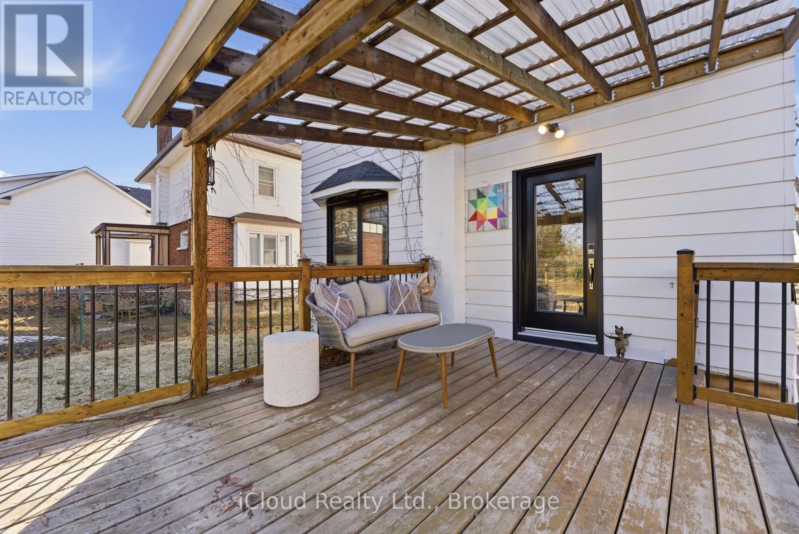 302 Bridge Street E, Belleville (Belleville Ward), Ontario  K8N 1P6 - Photo 40 - X12935146