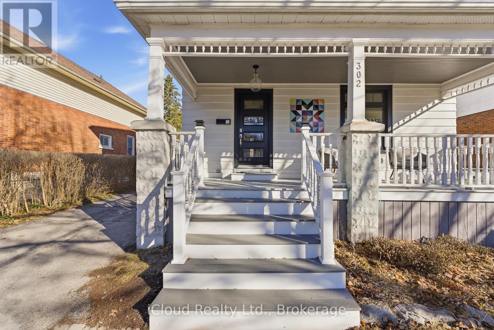 302 Bridge Street E, Belleville (Belleville Ward), Ontario  K8N 1P6 - Photo 5 - X12935146