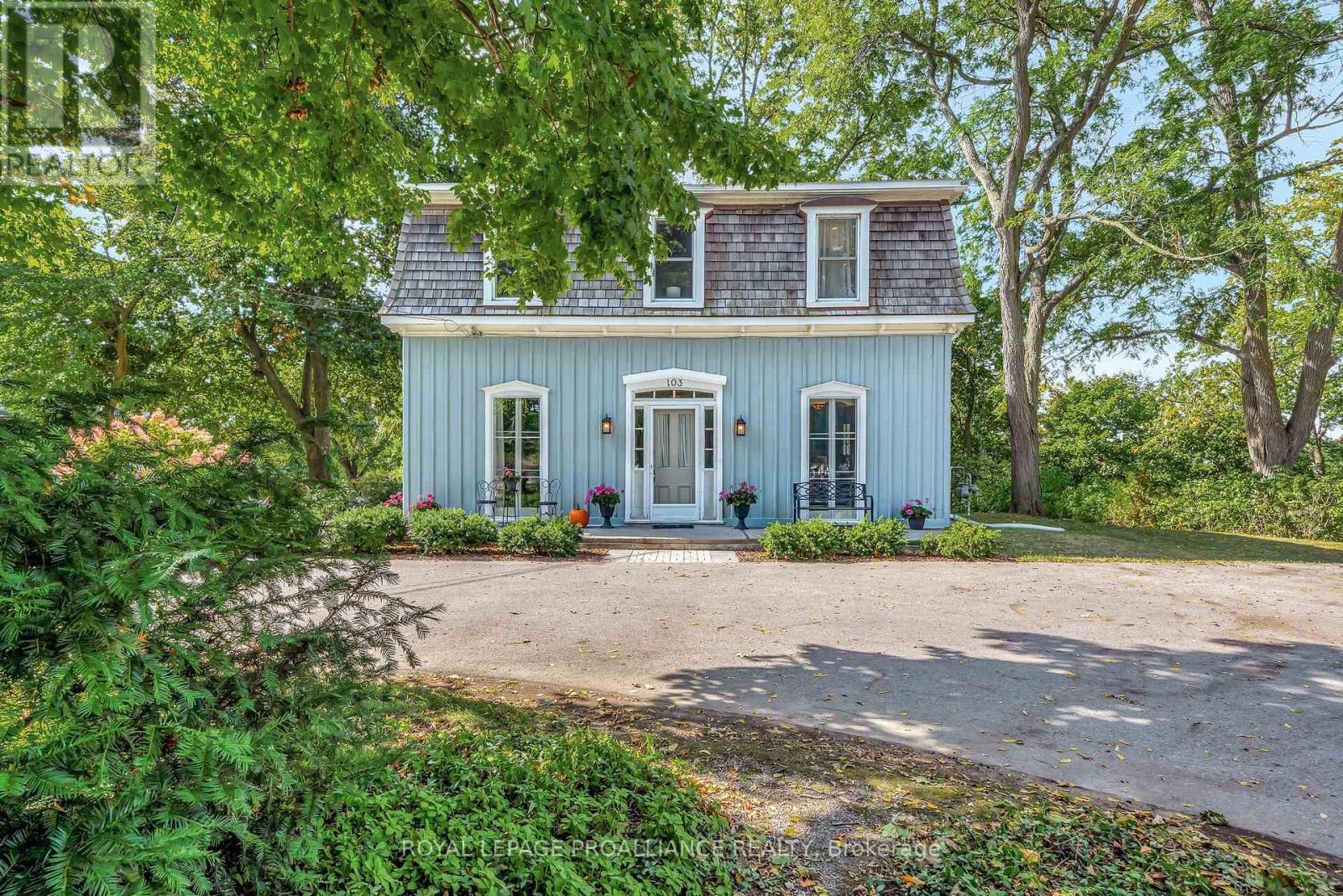 103 Bridge Street, Prince Edward County, Ontario  K0K 2T0 - Photo 1 - X12440538