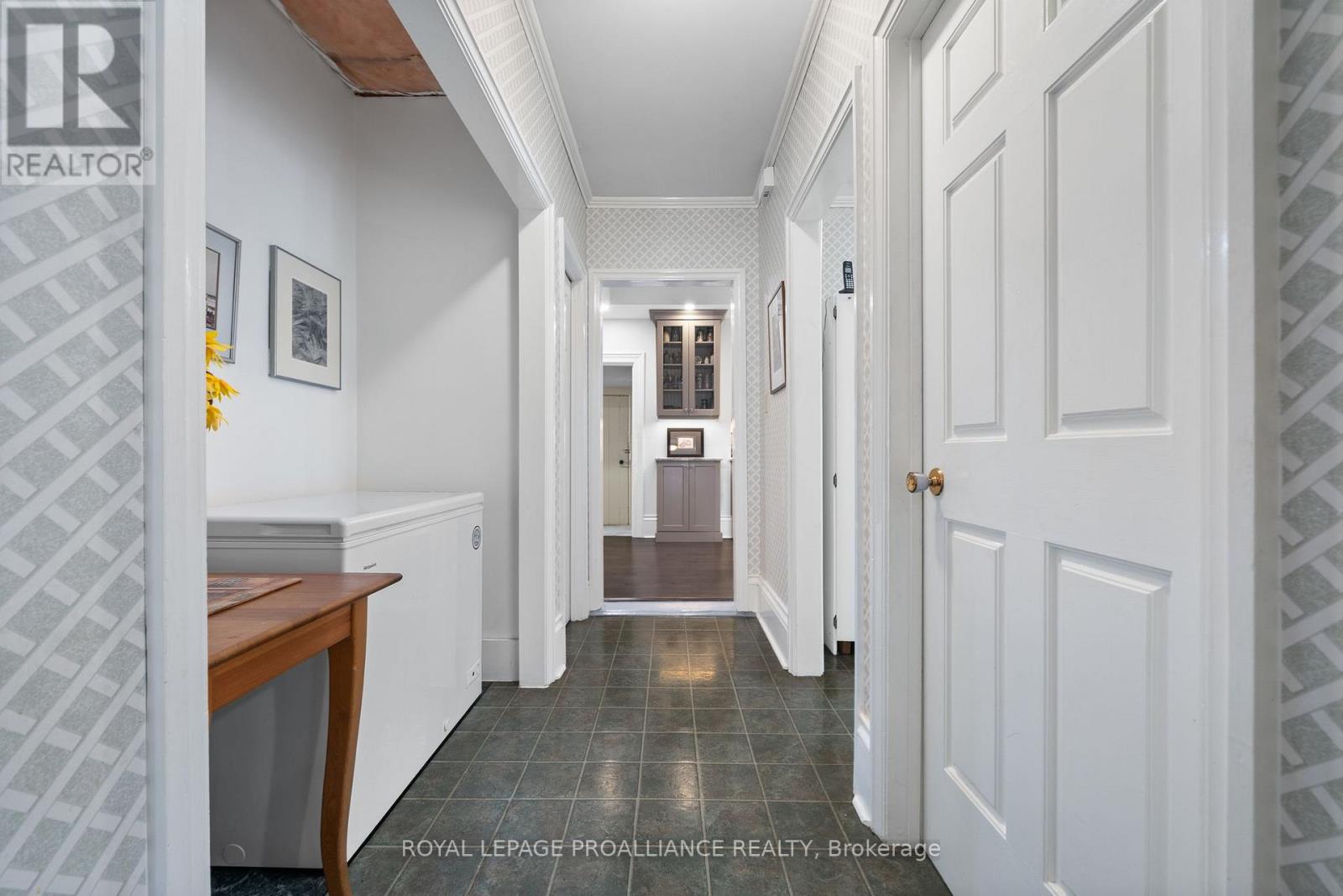 103 Bridge Street, Prince Edward County, Ontario  K0K 2T0 - Photo 16 - X12440538