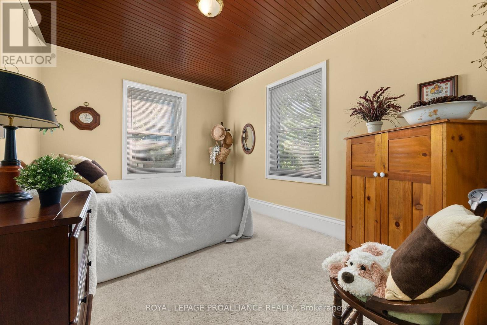 103 Bridge Street, Prince Edward County, Ontario  K0K 2T0 - Photo 15 - X12440538