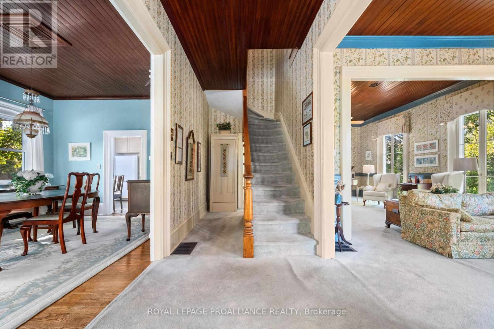 103 Bridge Street, Prince Edward County, Ontario  K0K 2T0 - Photo 7 - X12440538