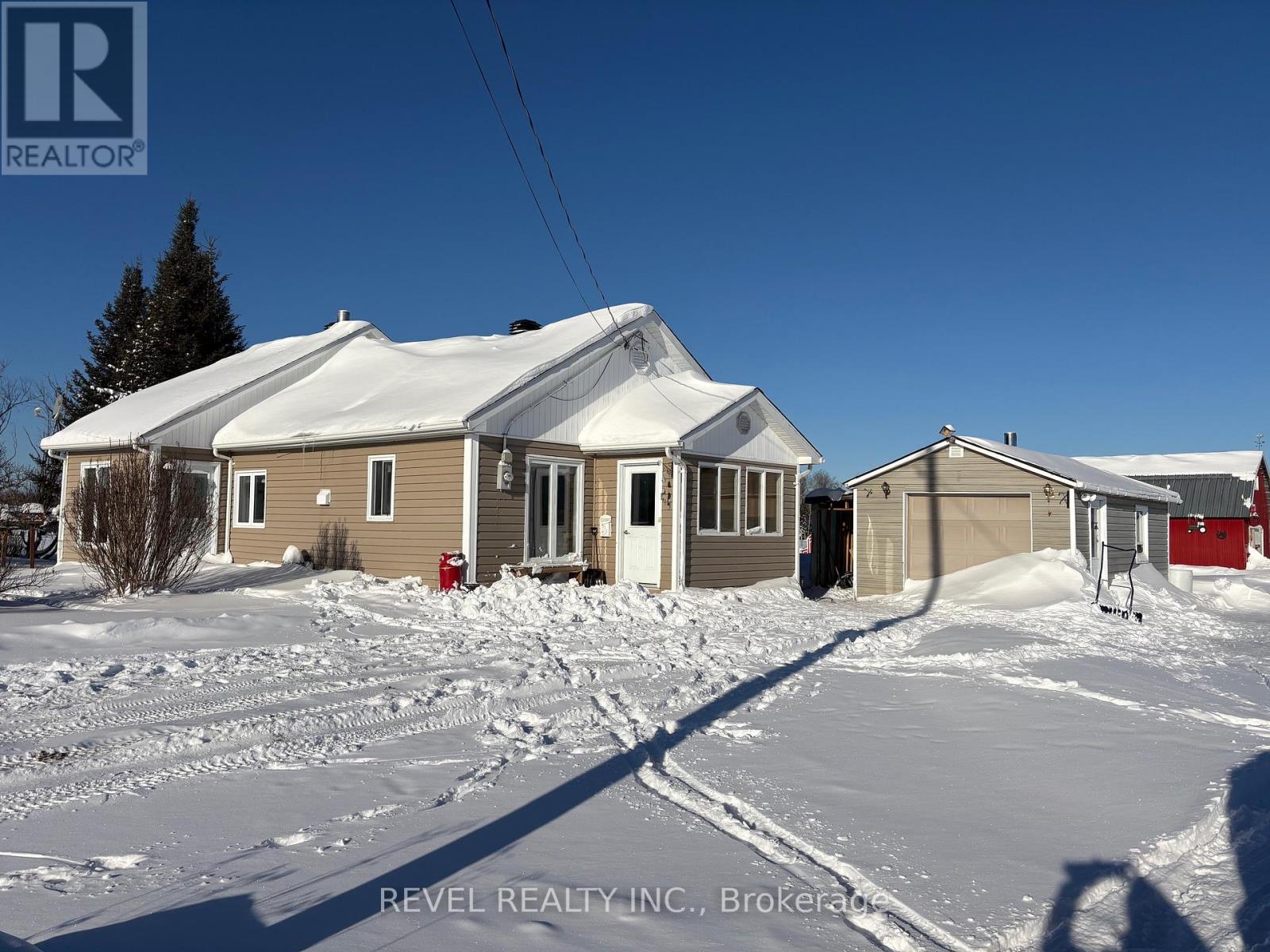 92 Concession 15, Val Rita Concession, Kapuskasing, Ontario  P0L 2G0 - Photo 1 - T12440938