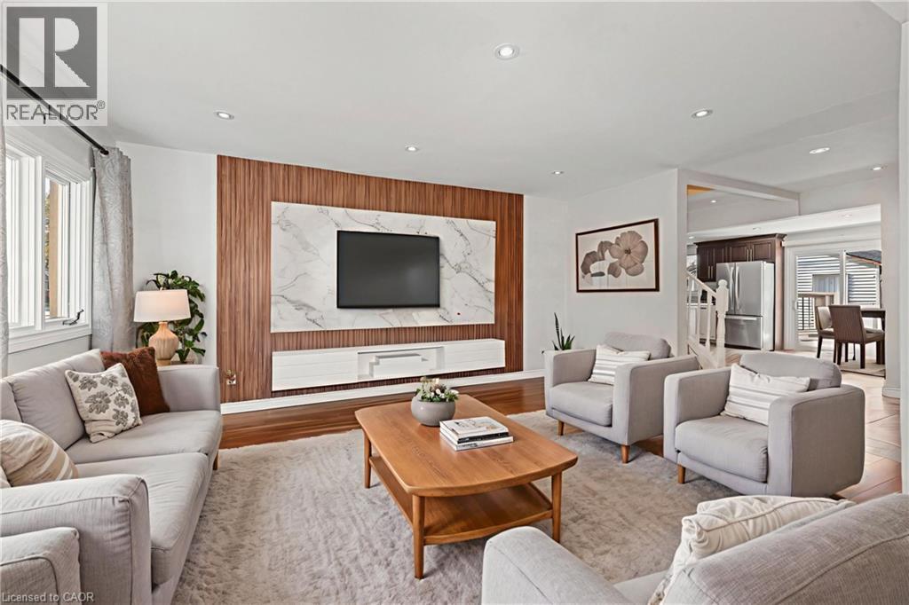 233 Normanhurst Avenue, Hamilton, Ontario  L8H 5N1 - Photo 3 - 40816111