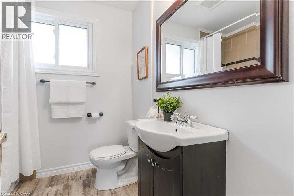 441 Victoria Road N, Guelph, Ontario  N1E 5J9 - Photo 33 - 40816109