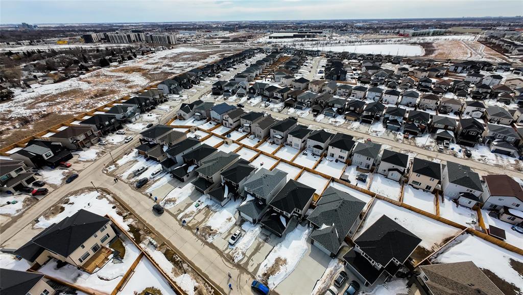32 David George Drive, Winnipeg, Manitoba  R3W 0P4 - Photo 36 - 202605735