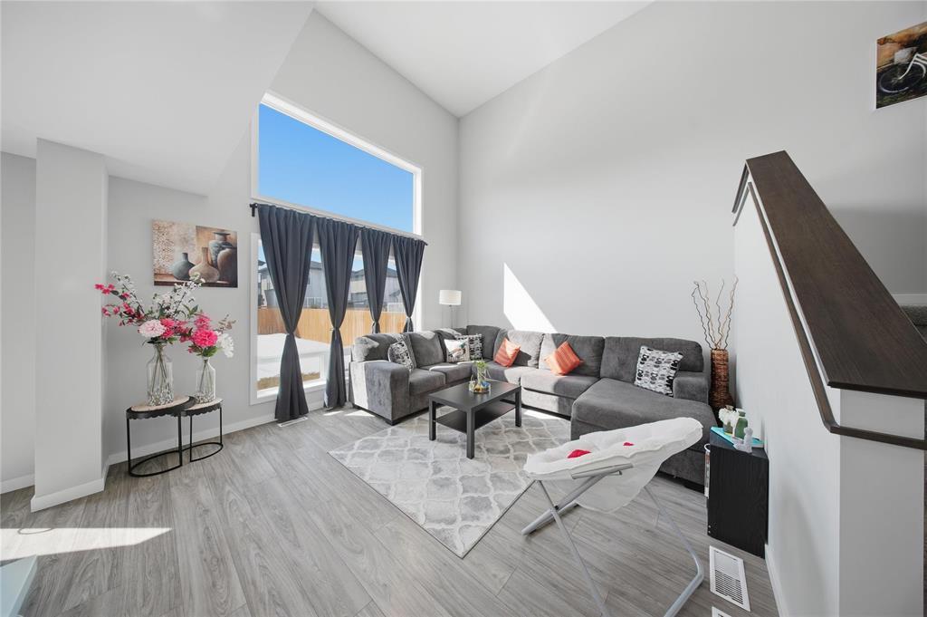 32 David George Drive, Winnipeg, Manitoba  R3W 0P4 - Photo 6 - 202605735