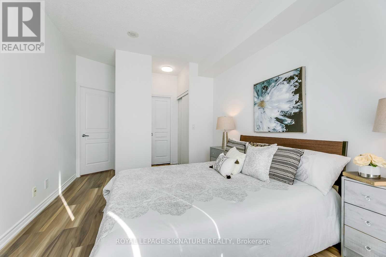 1709 - 3939 Duke Of York Boulevard, Mississauga (City Centre), Ontario  L5B 4N2 - Photo 26 - W12833346