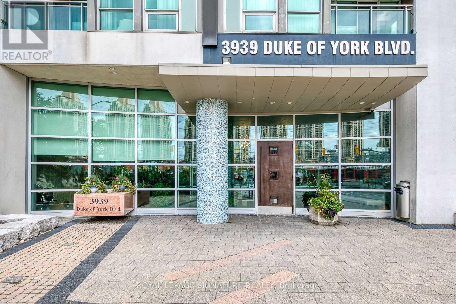 1709 - 3939 Duke Of York Boulevard, Mississauga (City Centre), Ontario  L5B 4N2 - Photo 2 - W12833346
