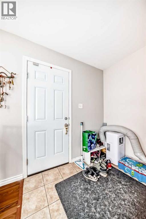 702, 4719 33 Street, Red Deer, Alberta  T4N 0N7 - Photo 2 - A2275933