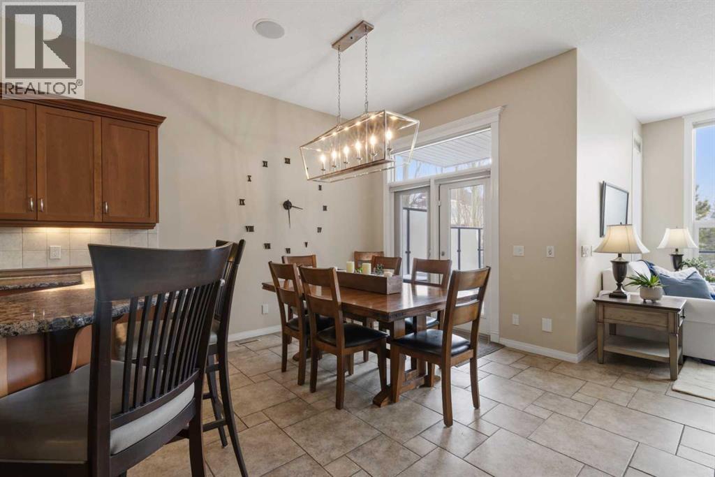 71 Elgin Estates Hill SE, Calgary, Alberta  T2Z 4R1 - Photo 13 - A2292729