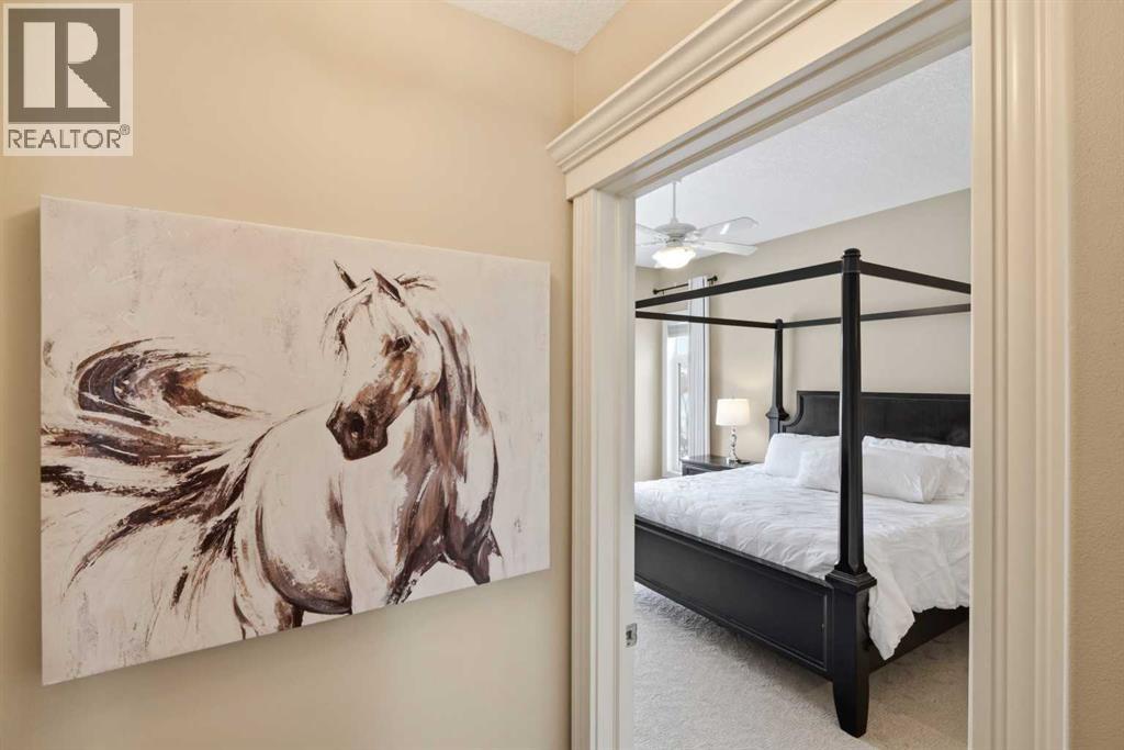 71 Elgin Estates Hill SE, Calgary, Alberta  T2Z 4R1 - Photo 19 - A2292729