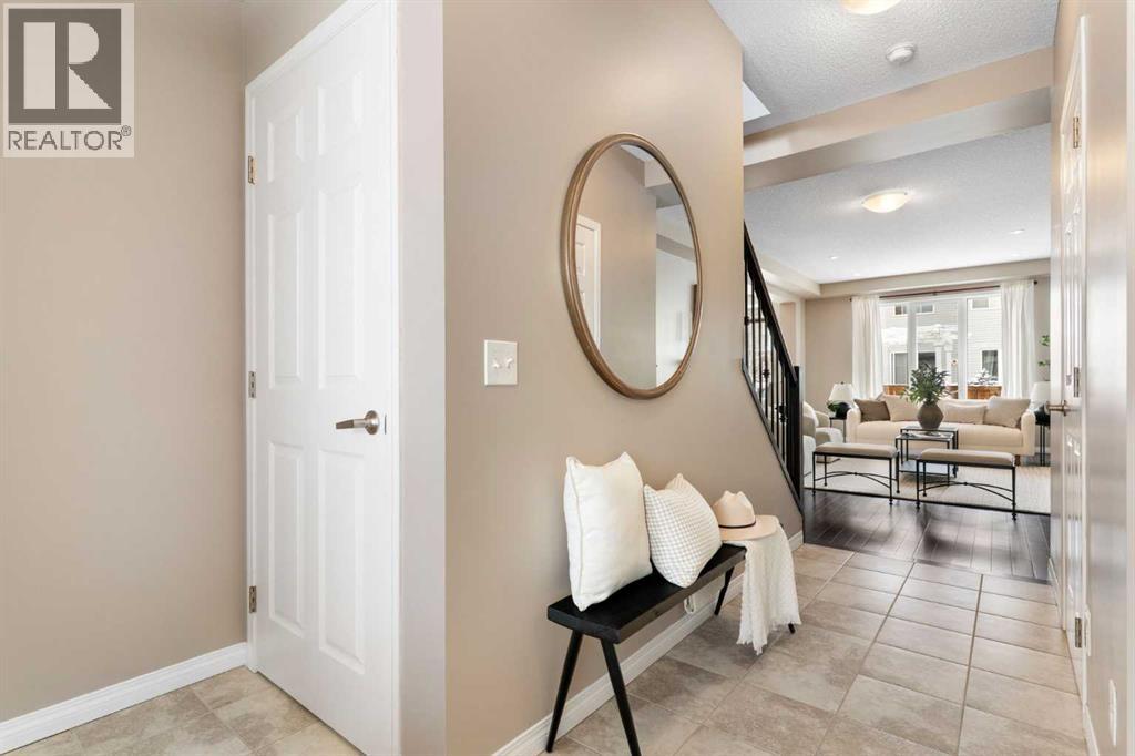 149 Windridge Road SW, Airdrie, Alberta  T4B 2R4 - Photo 3 - A2293533