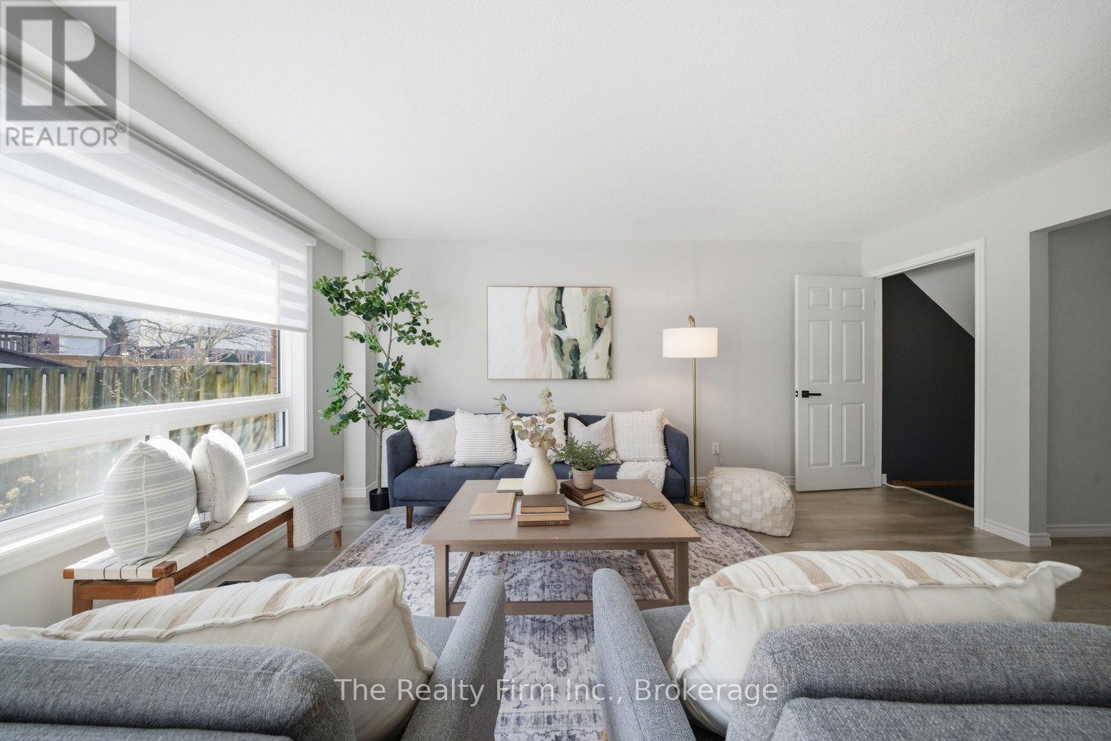 1032 Pearson Drive, Woodstock, Ontario  N4S 8V1 - Photo 10 - X12935514