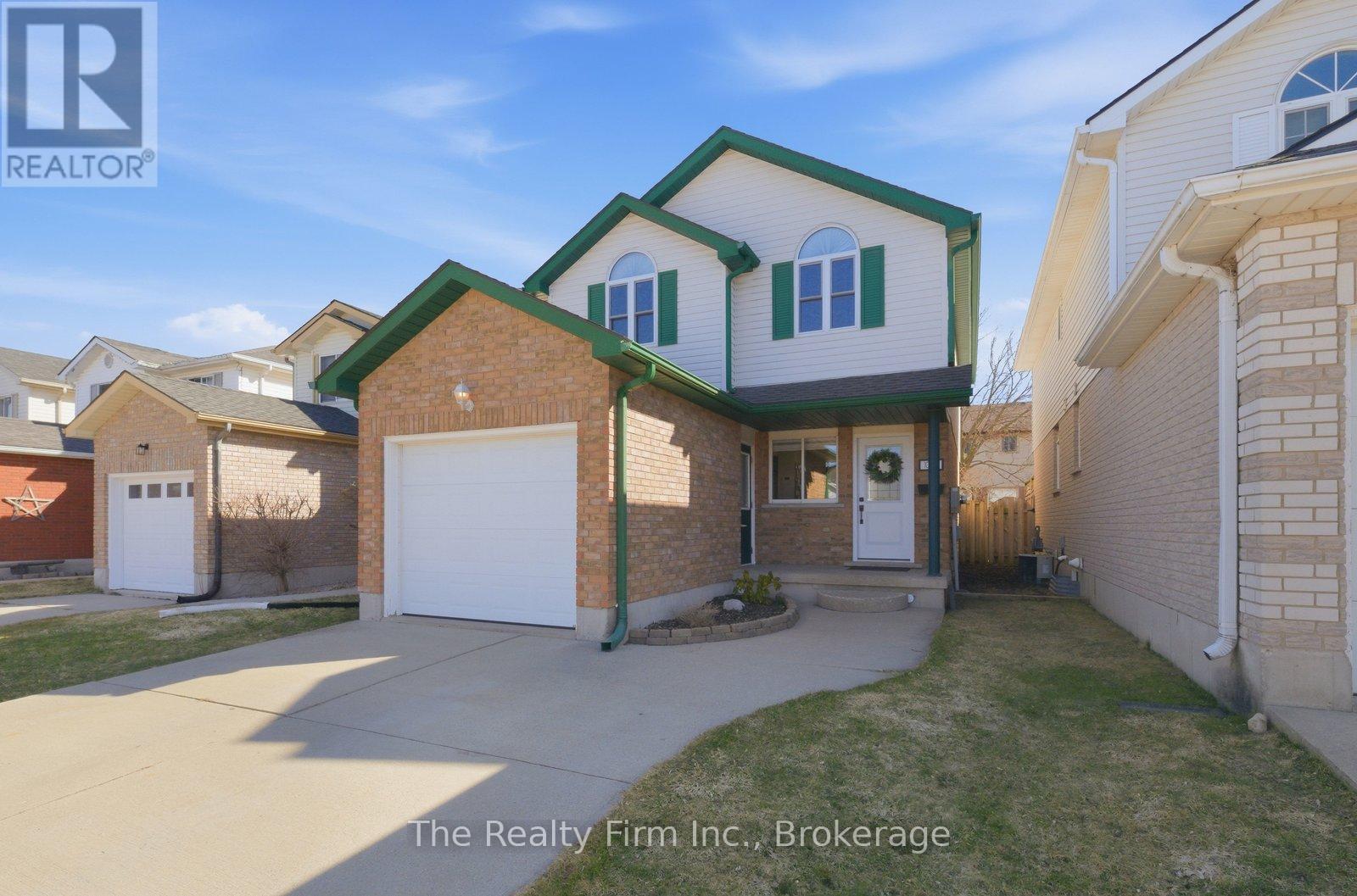 1032 Pearson Drive, Woodstock, Ontario  N4S 8V1 - Photo 2 - X12935514