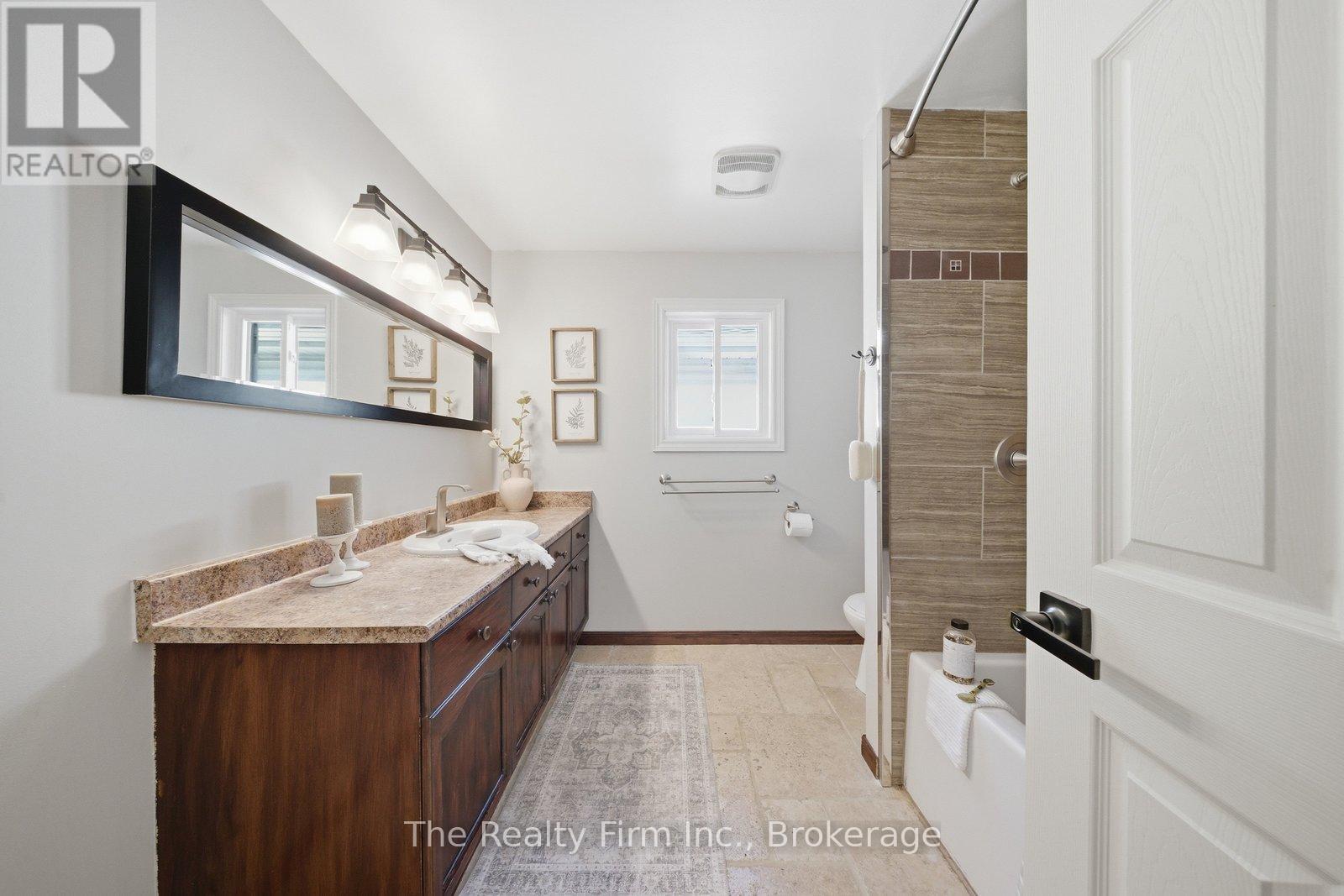 1032 Pearson Drive, Woodstock, Ontario  N4S 8V1 - Photo 24 - X12935514