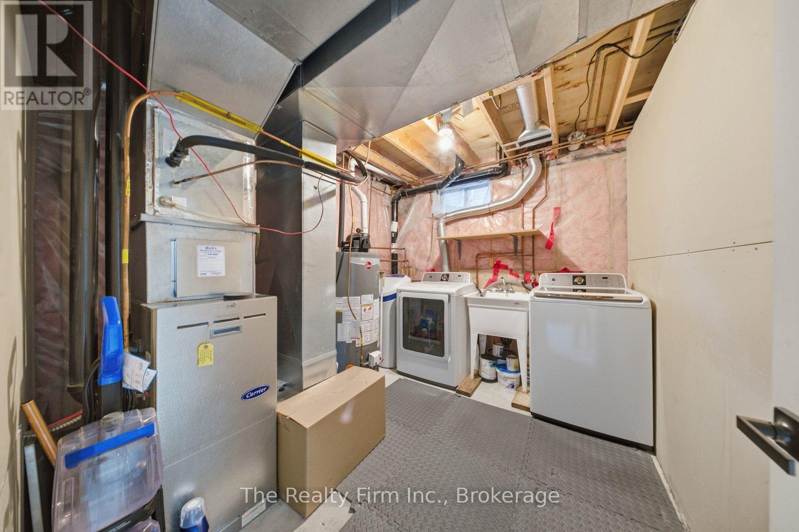 1032 Pearson Drive, Woodstock, Ontario  N4S 8V1 - Photo 31 - X12935514