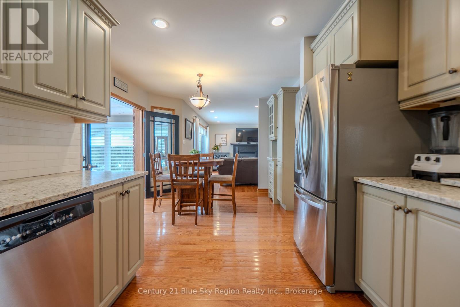 90 Janey Avenue, North Bay, Ontario  P1C 1M6 - Photo 17 - X12935480