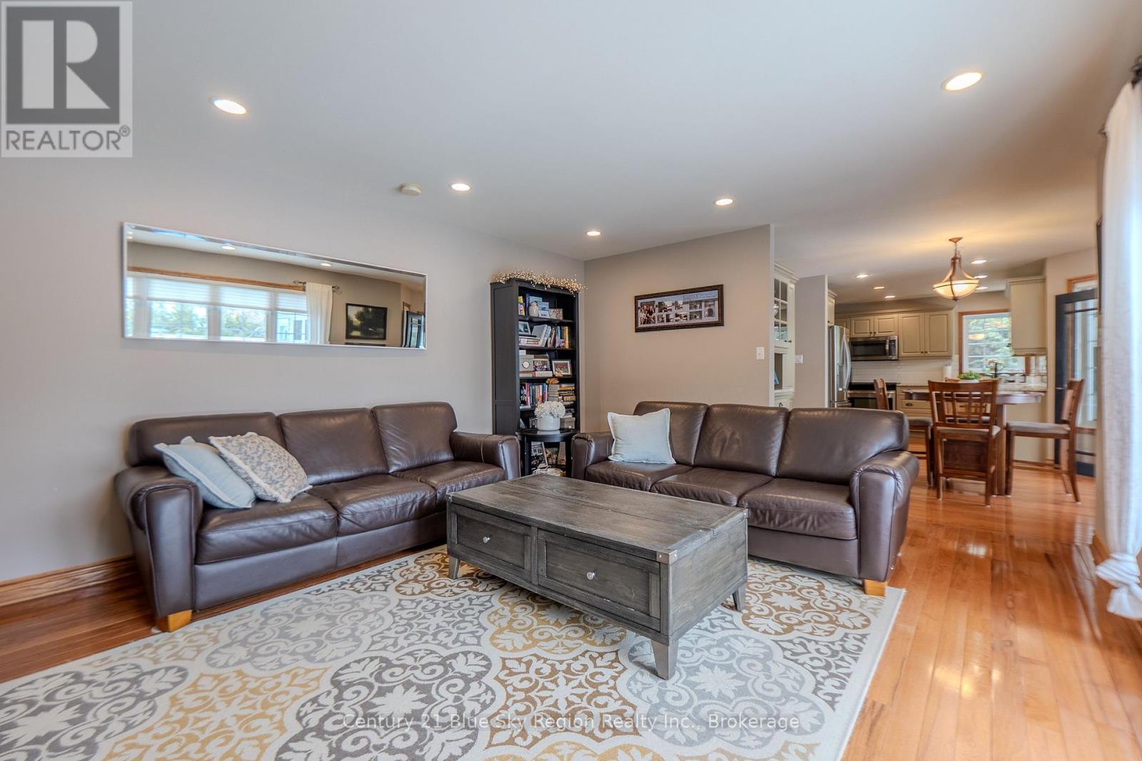 90 Janey Avenue, North Bay, Ontario  P1C 1M6 - Photo 27 - X12935480