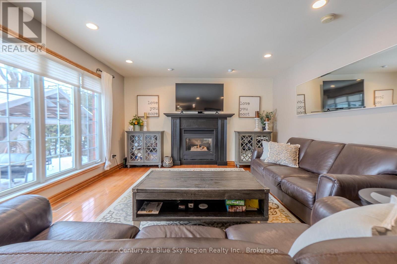 90 Janey Avenue, North Bay, Ontario  P1C 1M6 - Photo 28 - X12935480