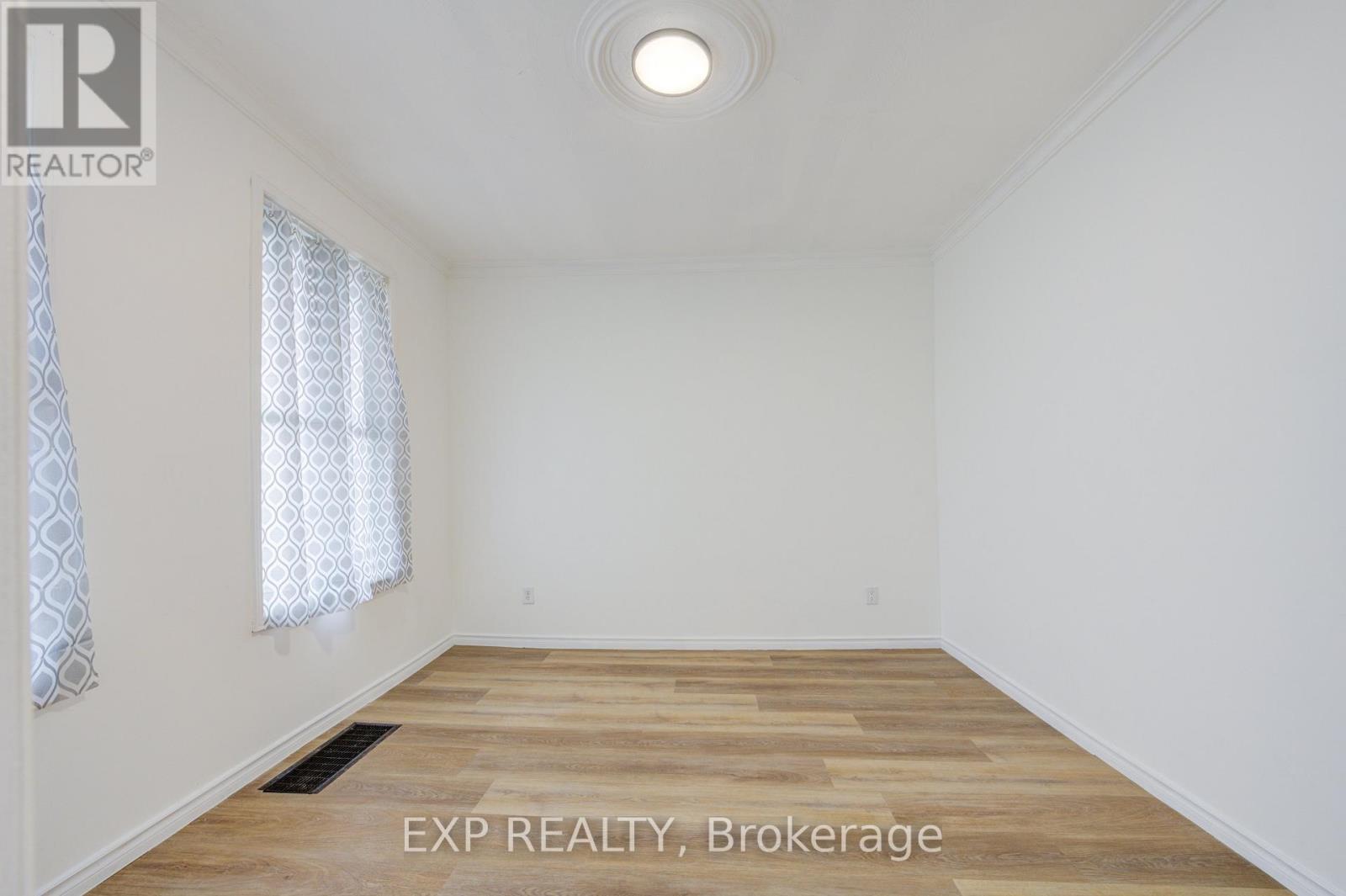 524 Simcoe Street, London East, Ontario  N6B 1K4 - Photo 34 - X12918982