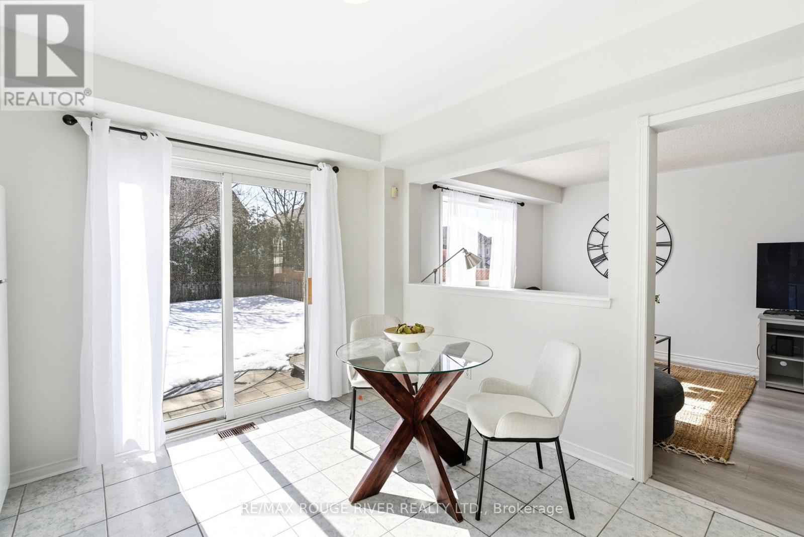 82 Havenwood Place, Whitby, Ontario  L1N 9V7 - Photo 18 - E12935476