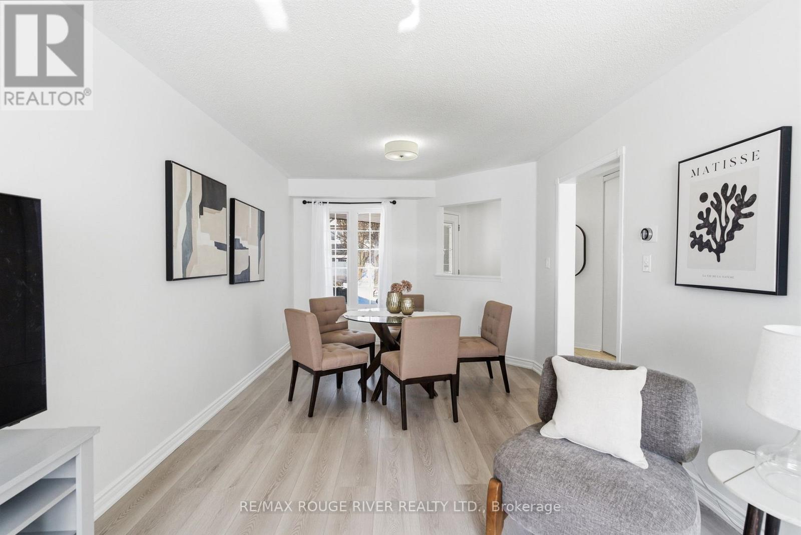 82 Havenwood Place, Whitby, Ontario  L1N 9V7 - Photo 7 - E12935476