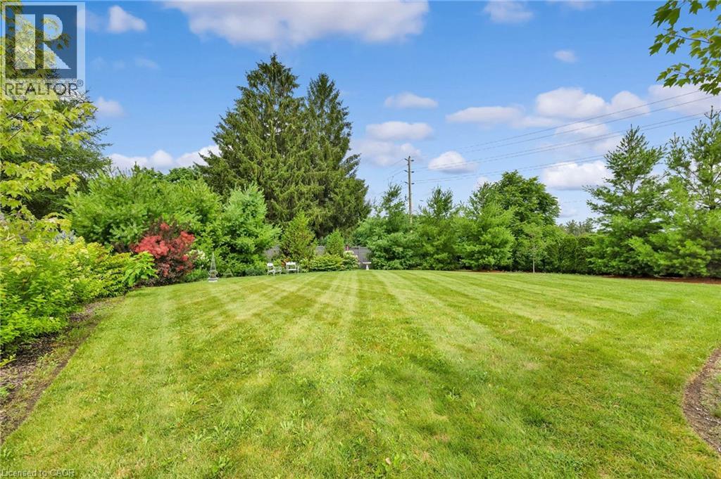 585 Regal Place, Waterloo, Ontario  N2V 2G3 - Photo 35 - 40815343