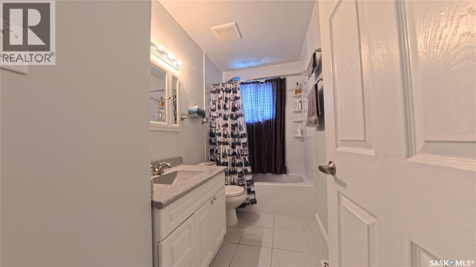 105 113th Street W, Saskatoon, Saskatchewan  S7N 1V8 - Photo 11 - SK031460