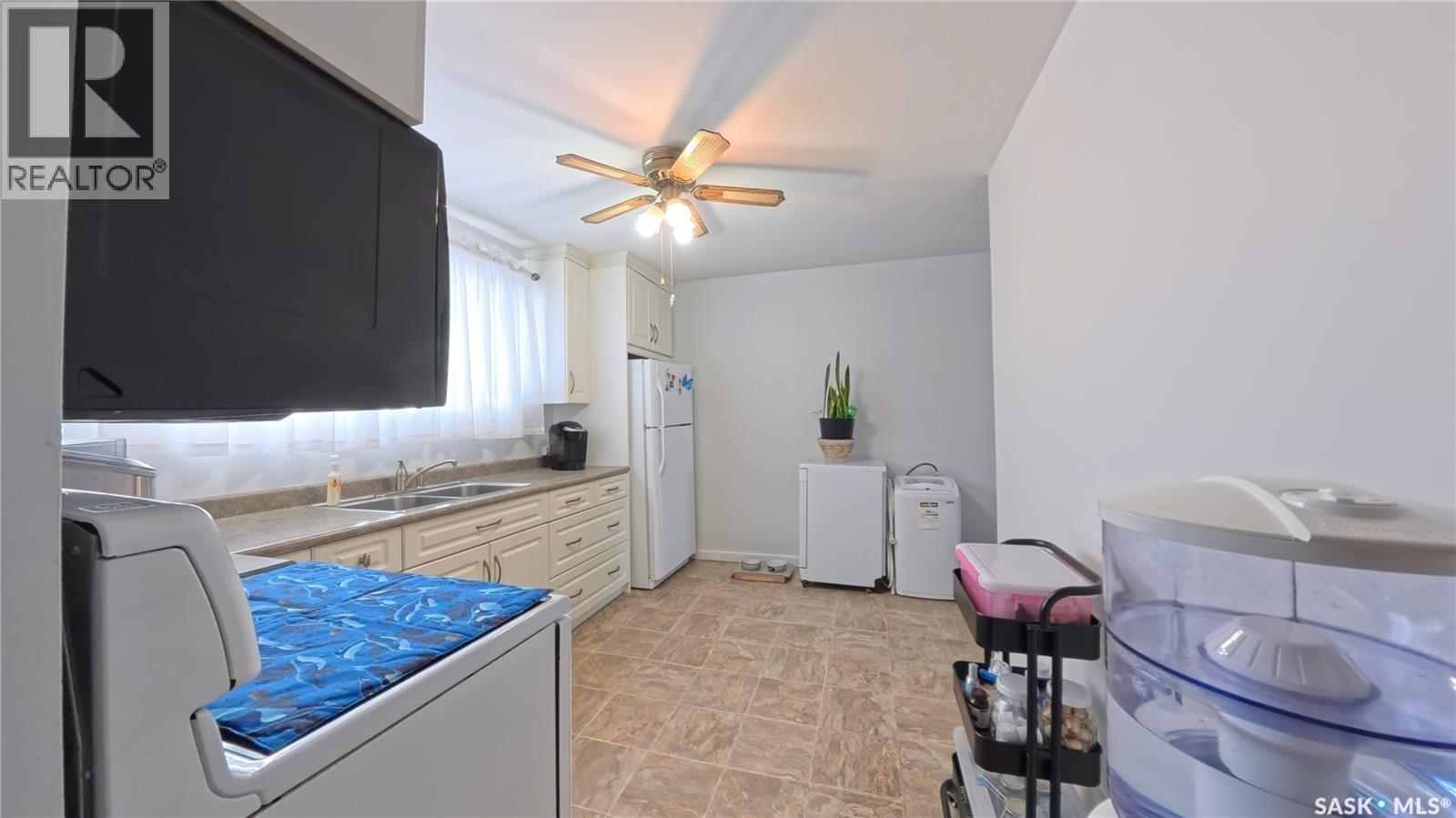 105 113th Street W, Saskatoon, Saskatchewan  S7N 1V8 - Photo 7 - SK031460