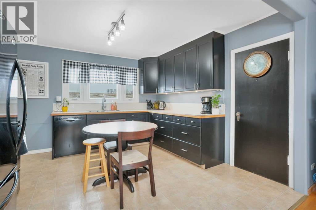 4557 Township Road 300, Rural Mountain View County, Alberta  T0M 0R0 - Photo 14 - A2291588