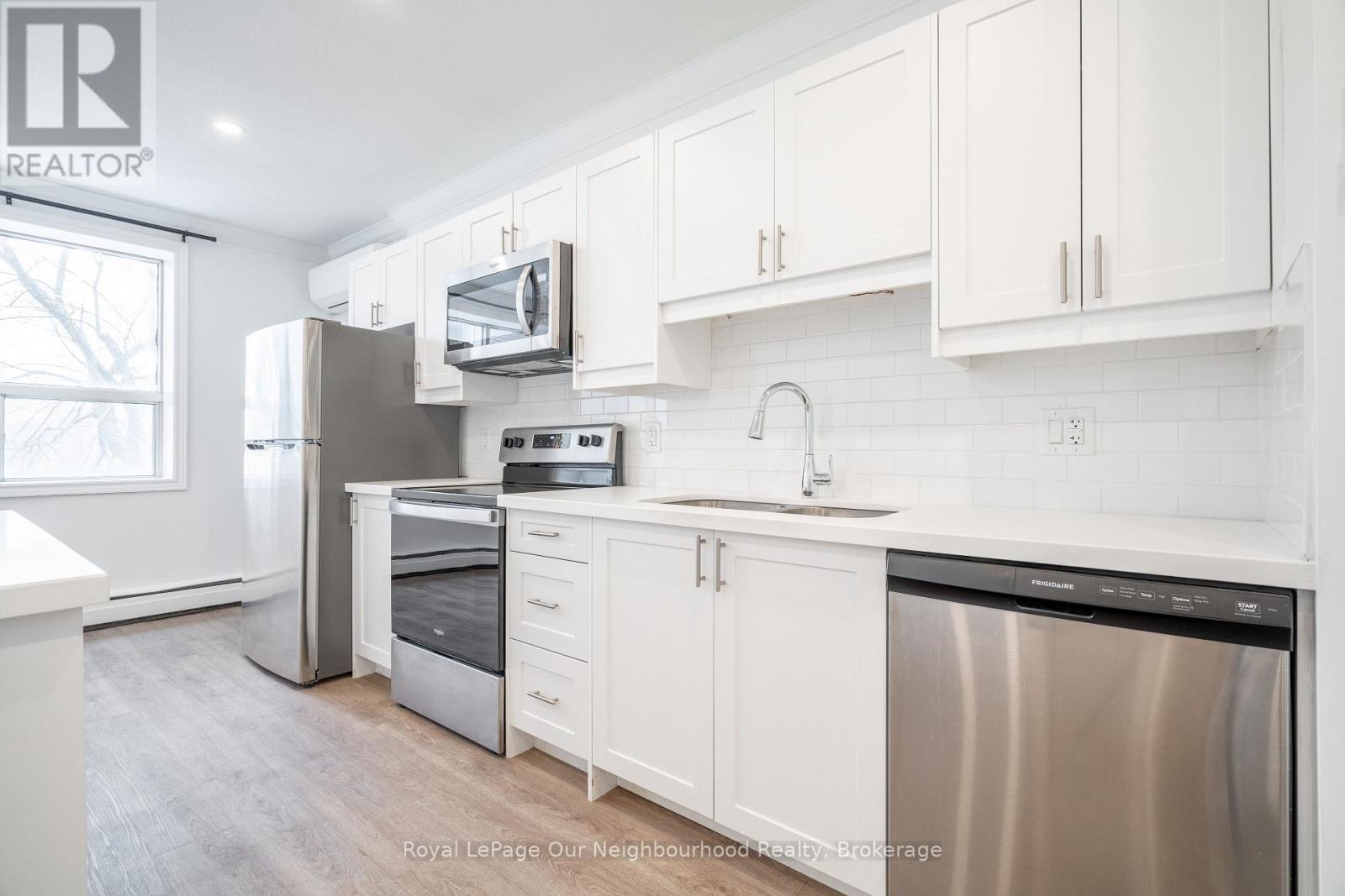 307 - 112 St. Joseph's Drive, Hamilton, Ontario  L8N 2E7 - Photo 11 - X12935278